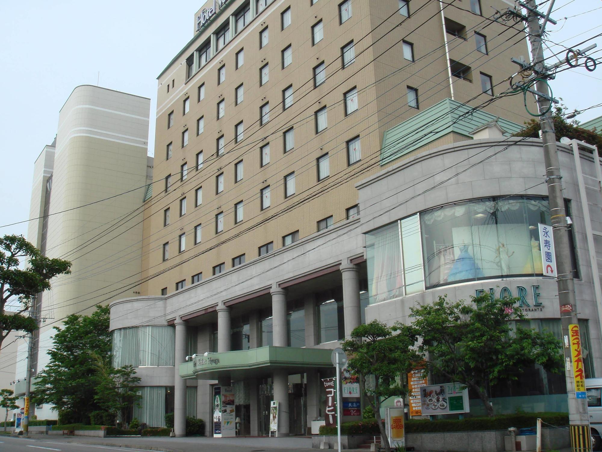 Hotel Verfort Hyuga Exterior photo